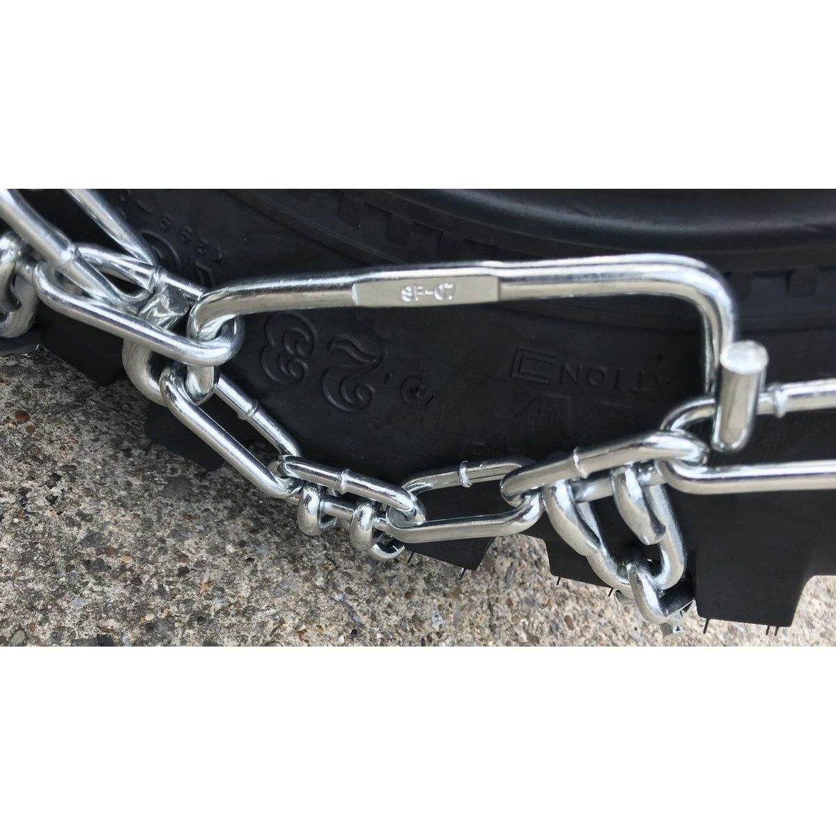 18 x 8.50 - 8 Heavy Duty Tire Chain (Pair) 4 Link